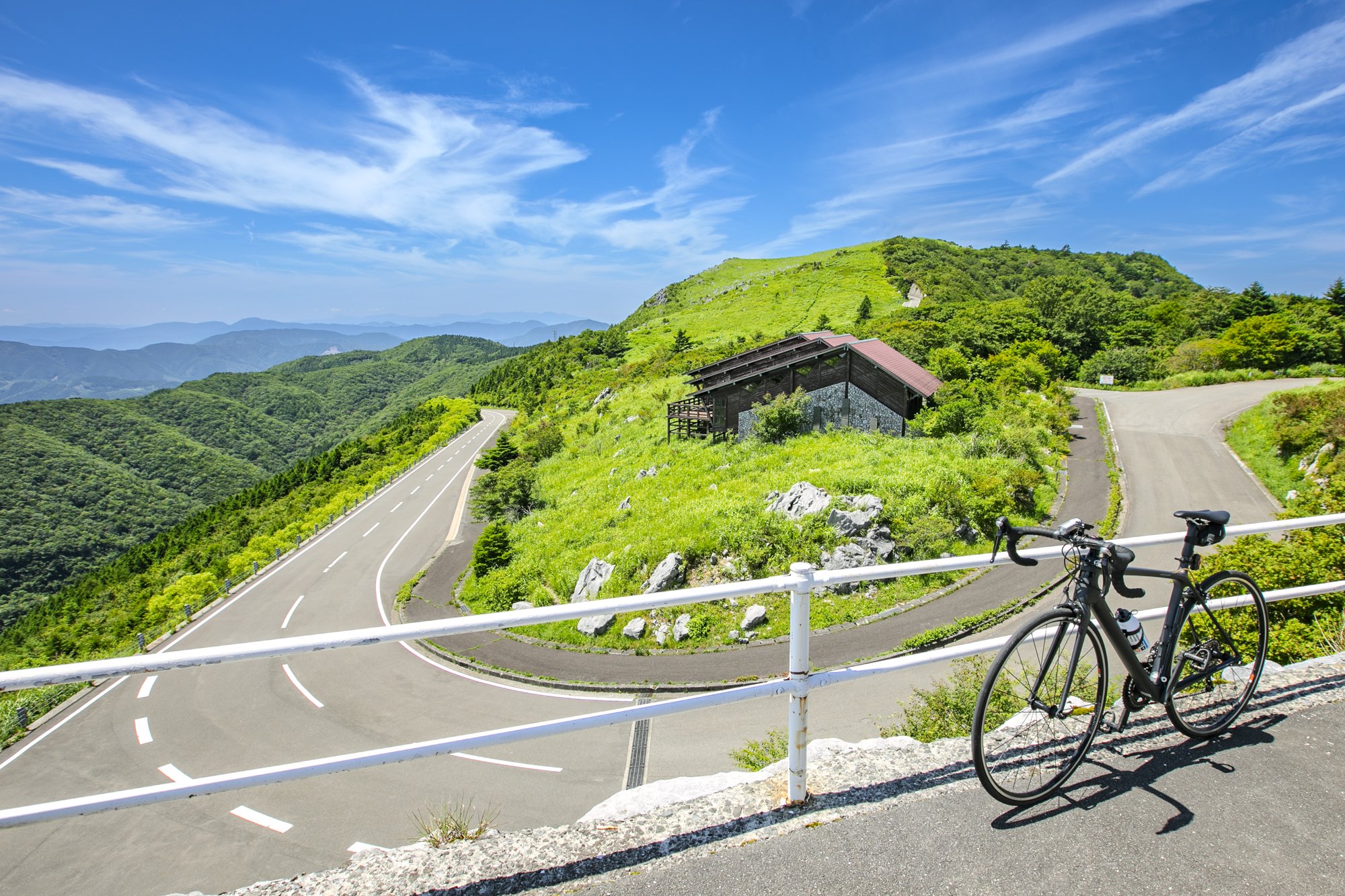 山・海・川に誘われて走る。高知県の美しい自然を満喫するサイクリングロード案内